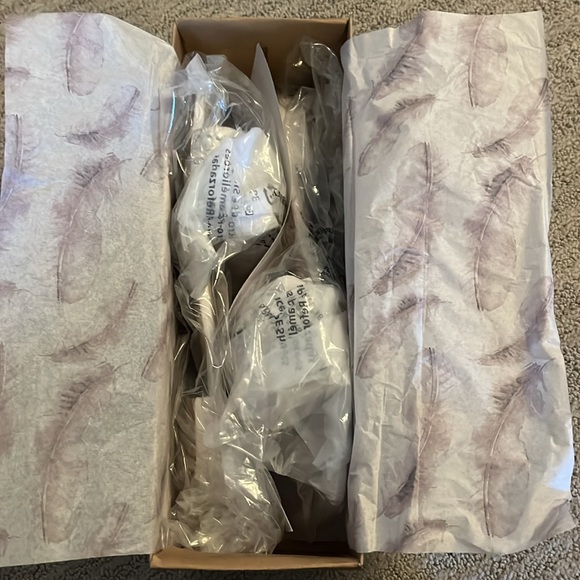 Like new Jessica Simpson bedazzled sandals - Picture 11 of 12